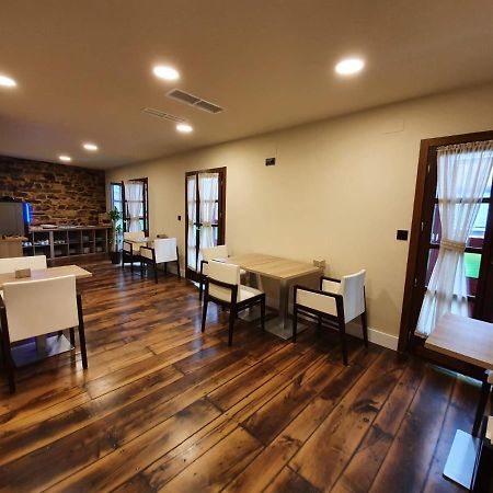 Albergue Casa Cuartel A Fonsagrada Εξωτερικό φωτογραφία
