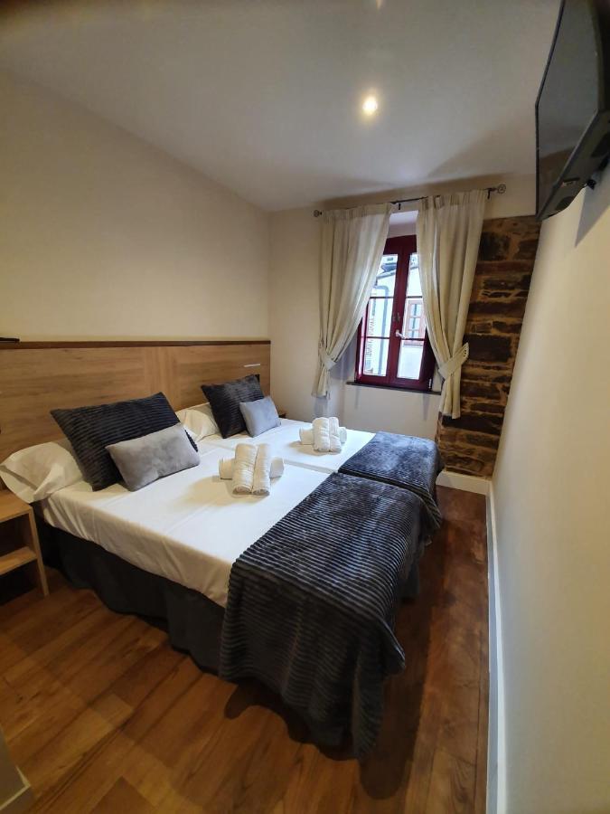 Albergue Casa Cuartel A Fonsagrada Εξωτερικό φωτογραφία
