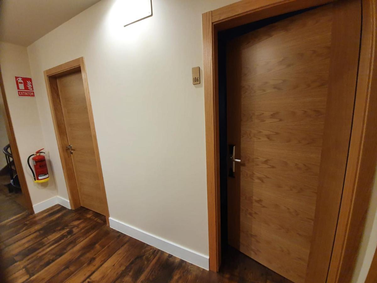 Albergue Casa Cuartel A Fonsagrada Εξωτερικό φωτογραφία