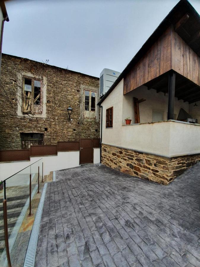 Albergue Casa Cuartel A Fonsagrada Εξωτερικό φωτογραφία